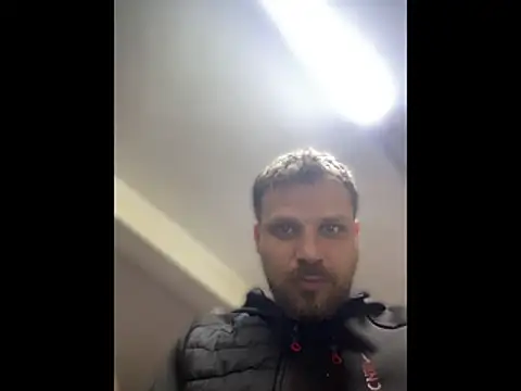 عرض كام giyasbvnghkgkfk