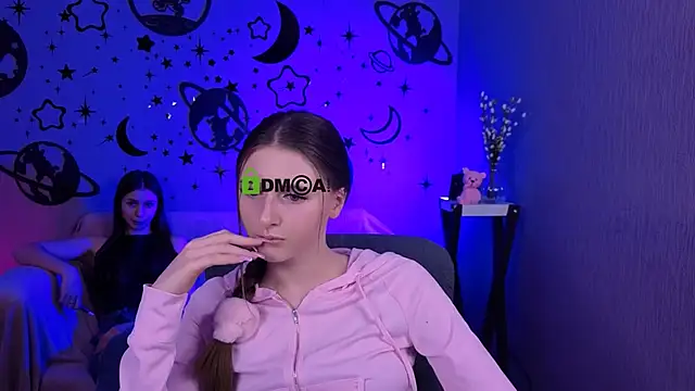 Онлайн чат XXX nekky_mouse