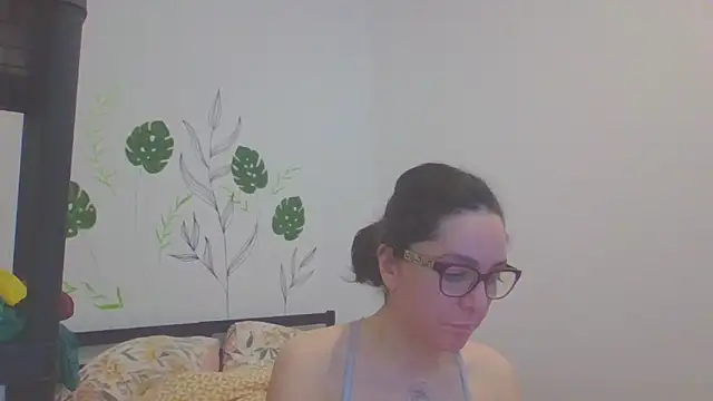 عرض كام anngelle