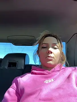 Онлайн чат XXX hotamanda01