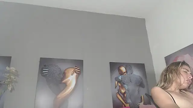 Chat +18 de AntonellaBlanc ao vivo