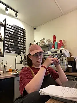 cinnabon_ Adlı Modelin Web Kamerası Şovu