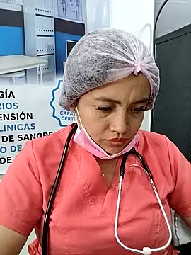 Show de Nurse_Alice-7 na webcam