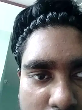 Foxboy65: διαδικτυακό σόου στην κάμερα