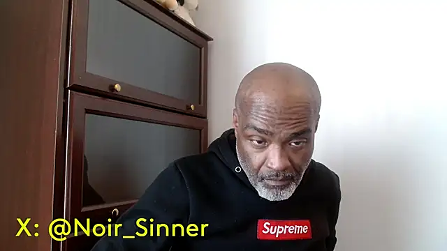 sinnernoir's Webcam Show