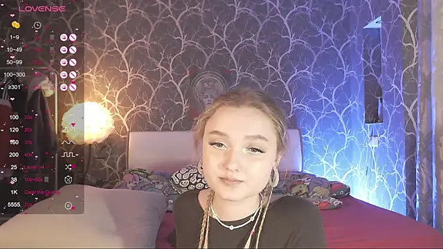 MiaMiaMeow's Live XXX Chat