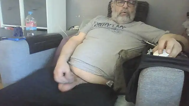 Naturistmale45 网络视讯表演