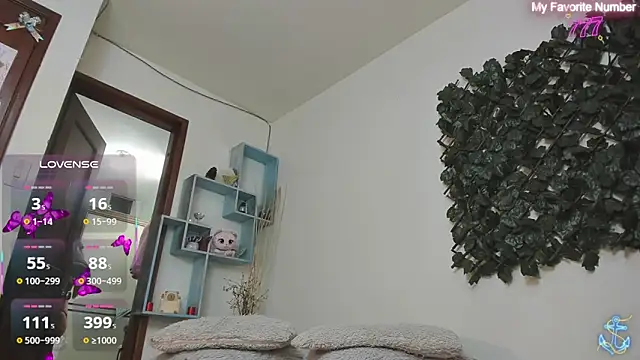 DestinyHills Live XXX-Chat