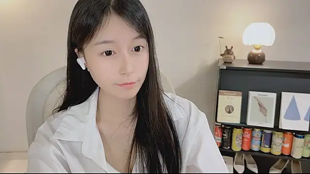 Onechestnut – Naživo XXX chat