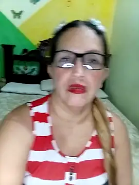 BURBUJA_y_CABALLERO webcam show