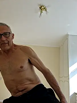 nakedcarpenteruk: вебкам-шоу