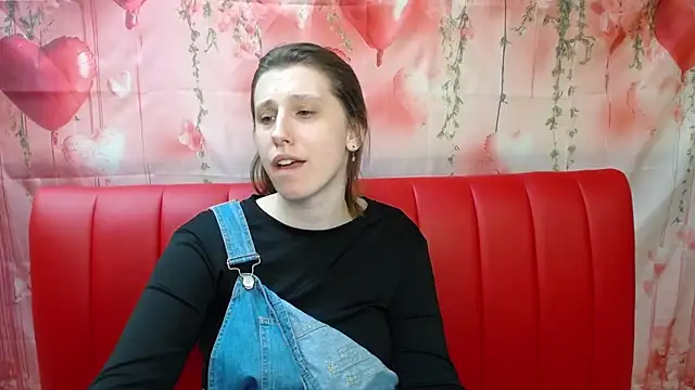 دردشة LilianaShine الجنسية المباشرة