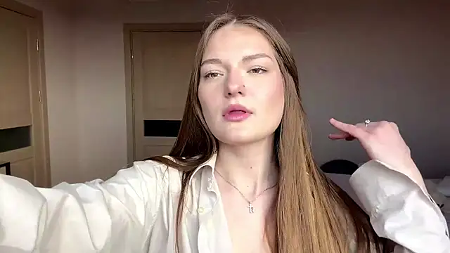 Milayouknow's Live XXX Chat