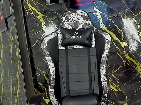 Sembang XXX Secara Langsung eithan_boy_