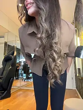 MileySin1111's Live XXX Chat