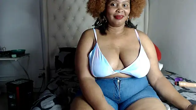 PlatnumBoobsX's Live XXX Chat