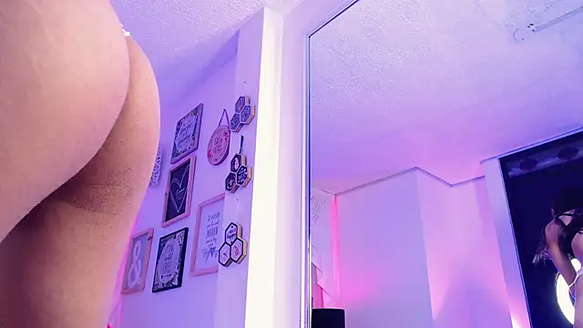 IsabelleDaza – Live XXX-chat