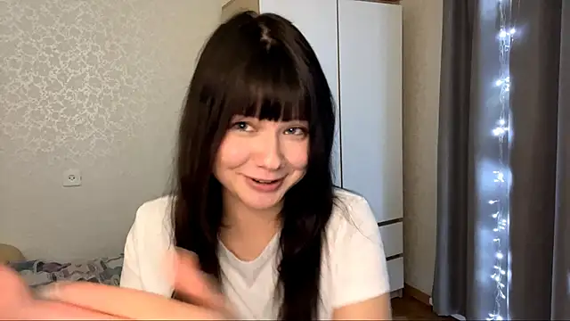 PluralSind's Live XXX Chat