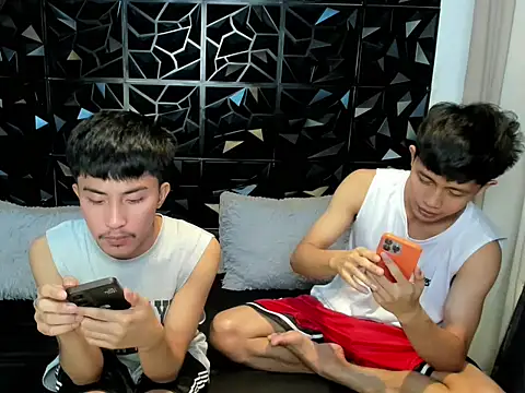 Živý XXX chat roberthugecock