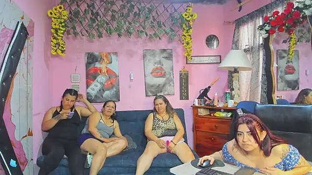 دردشة lesbiancuple الجنسية المباشرة