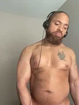 Fathero1time লাইভ XXX চ্যাট