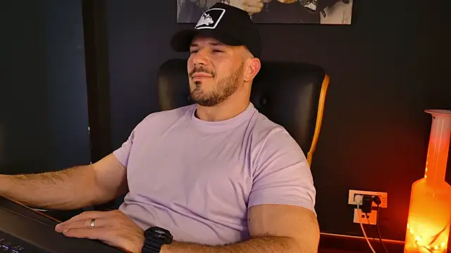 AngeloEric: вебкам-шоу