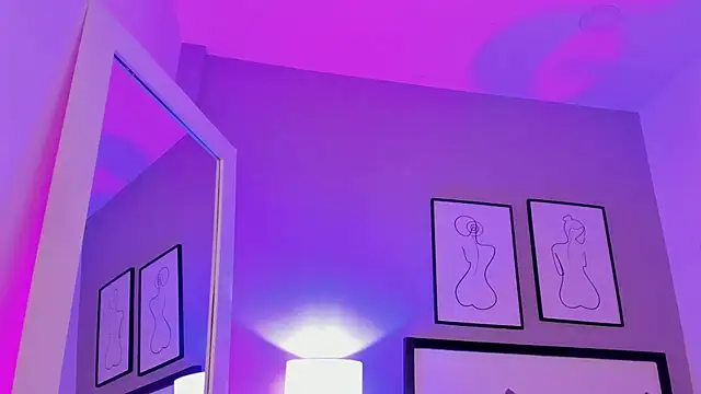 QueenRose___ Chat XXX live