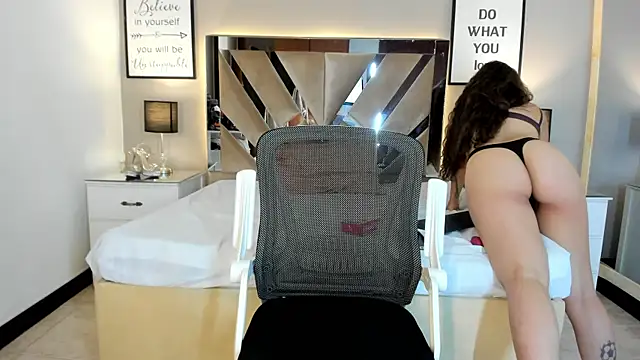 cellestehot's Live XXX Chat