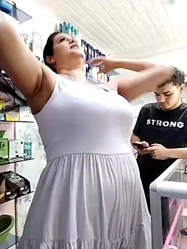 keilymadam: онлайн-секс-чат