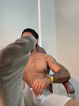 Онлайн чат XXX Ryan_Black3