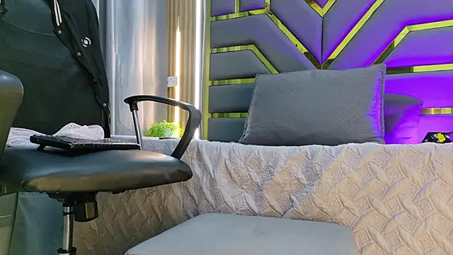 Вебкам-шоу Leo_Miller_