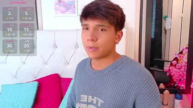 Thiago_Kozak ওয়েবক্যাম শো