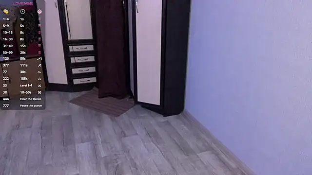 Emmibrilson live XXX chat