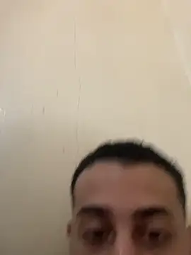 عرض كام Hehjehjeqll