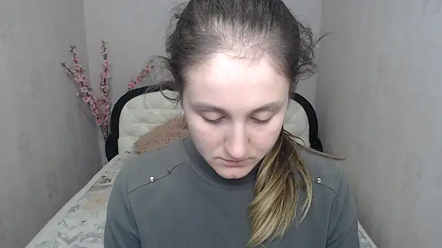 Chat +18 de Holliy_Cooper ao vivo