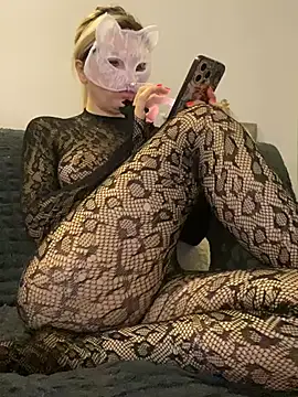 SihirliSofiya Chat XXX in diretta