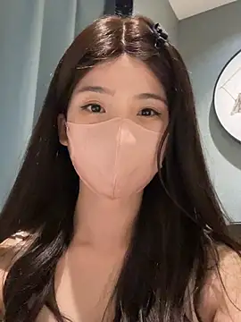 gougou13's Webcam Show