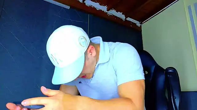 ALANNFERRER Chat XXX in diretta