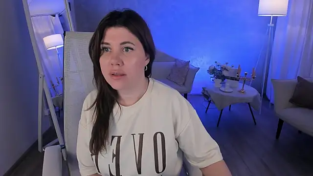 Czat XXX na żywo – TheaCassian