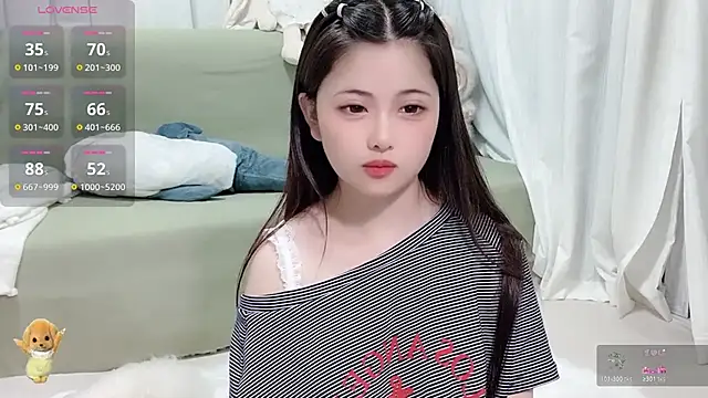eunhee 现场XXX聊天