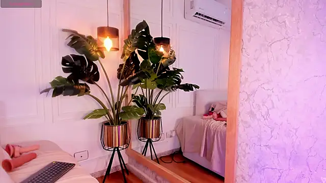 Dafne_Hillss élő XXX-chatje