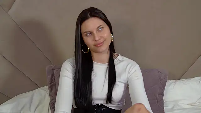 AliceVersal's Live XXX Chat