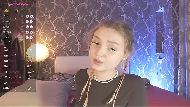 แชท XXX สดของ MiaMiaMeow