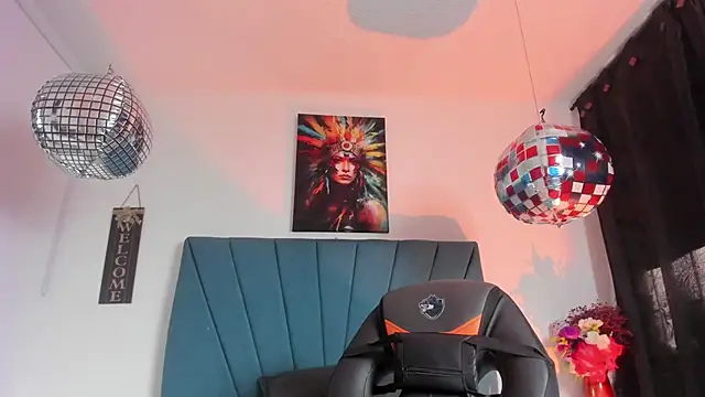 Ariel_star1 Adlı Modelin Canlı XXX Sohbeti