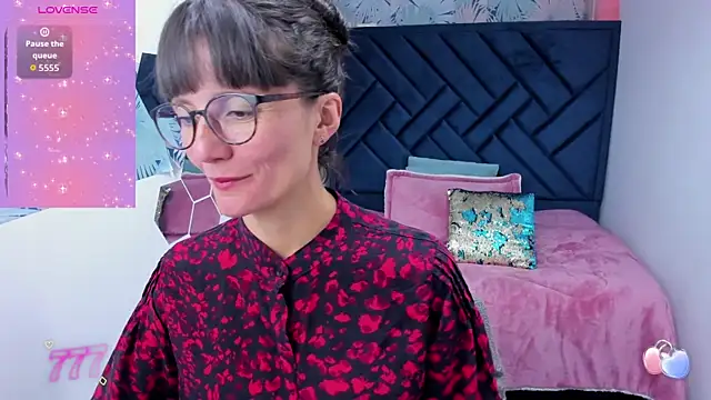 دردشة Valery_More__ الجنسية المباشرة