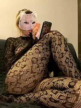 Chat XXX en directo de SihirliSofiya