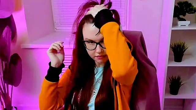 CarolGiggly Chat XXX live