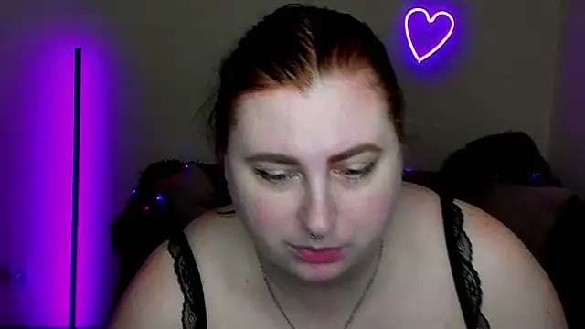 Alicia_love00 élő XXX-chatje