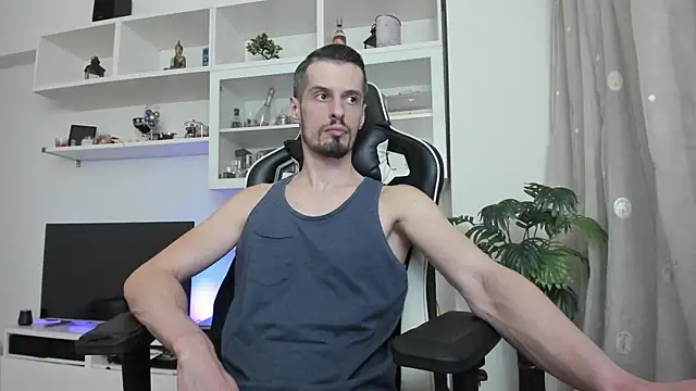 Chat +18 de ToddClaytonn ao vivo