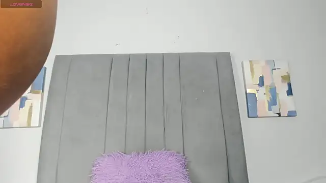 Sophia_EbonyのライブXXXチャット